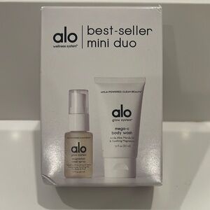 LAST CHANCE! Brand New And Sealed! Travel Size of the best-seller mini duo!